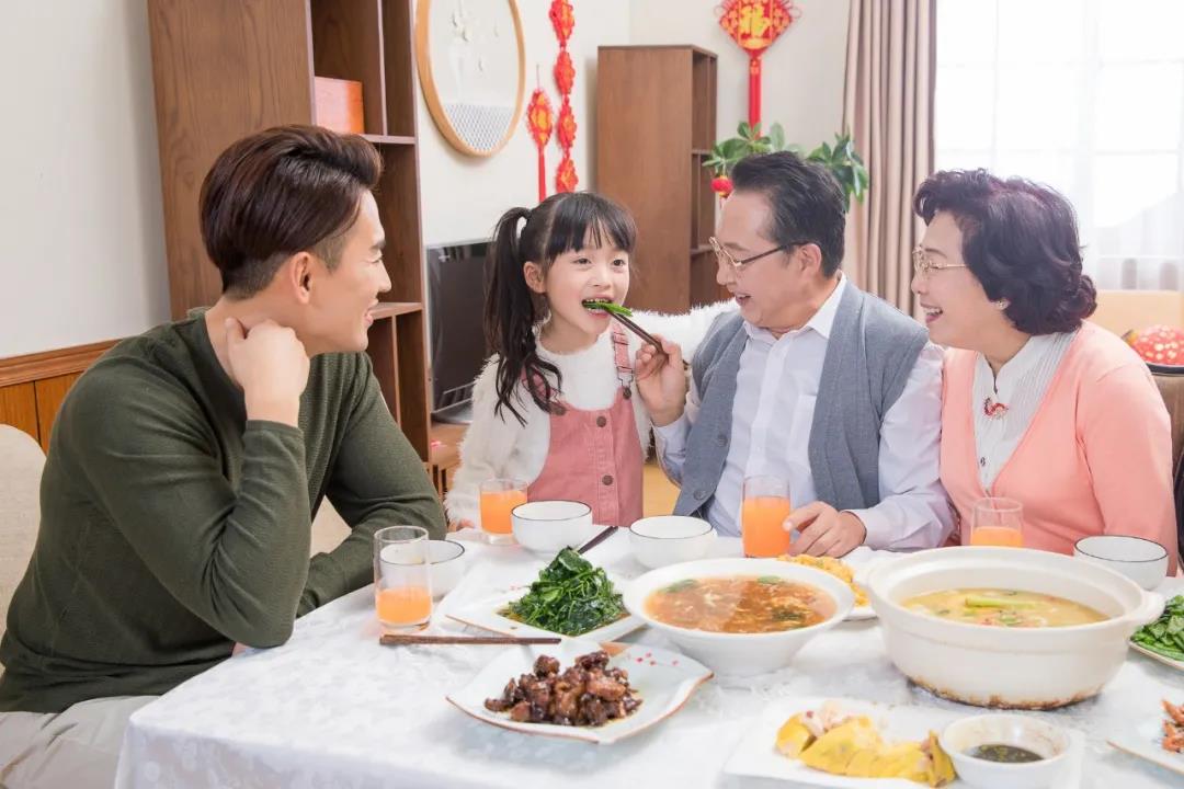雇主喜歡什么樣的專業(yè)阿姨？做到這3點(diǎn)你也能贏得客戶全家人喜愛(ài)！