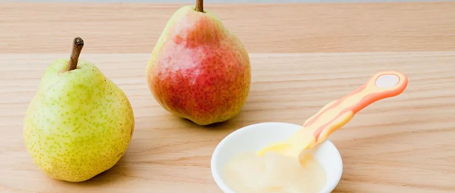 寶寶添加輔食的4個(gè)信號(hào)，爸媽這樣添加輔食才科學(xué)！